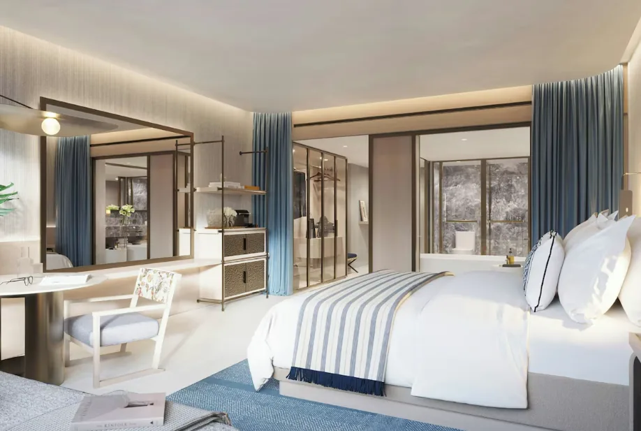 Spacious Room at Casa Bonanova Suites